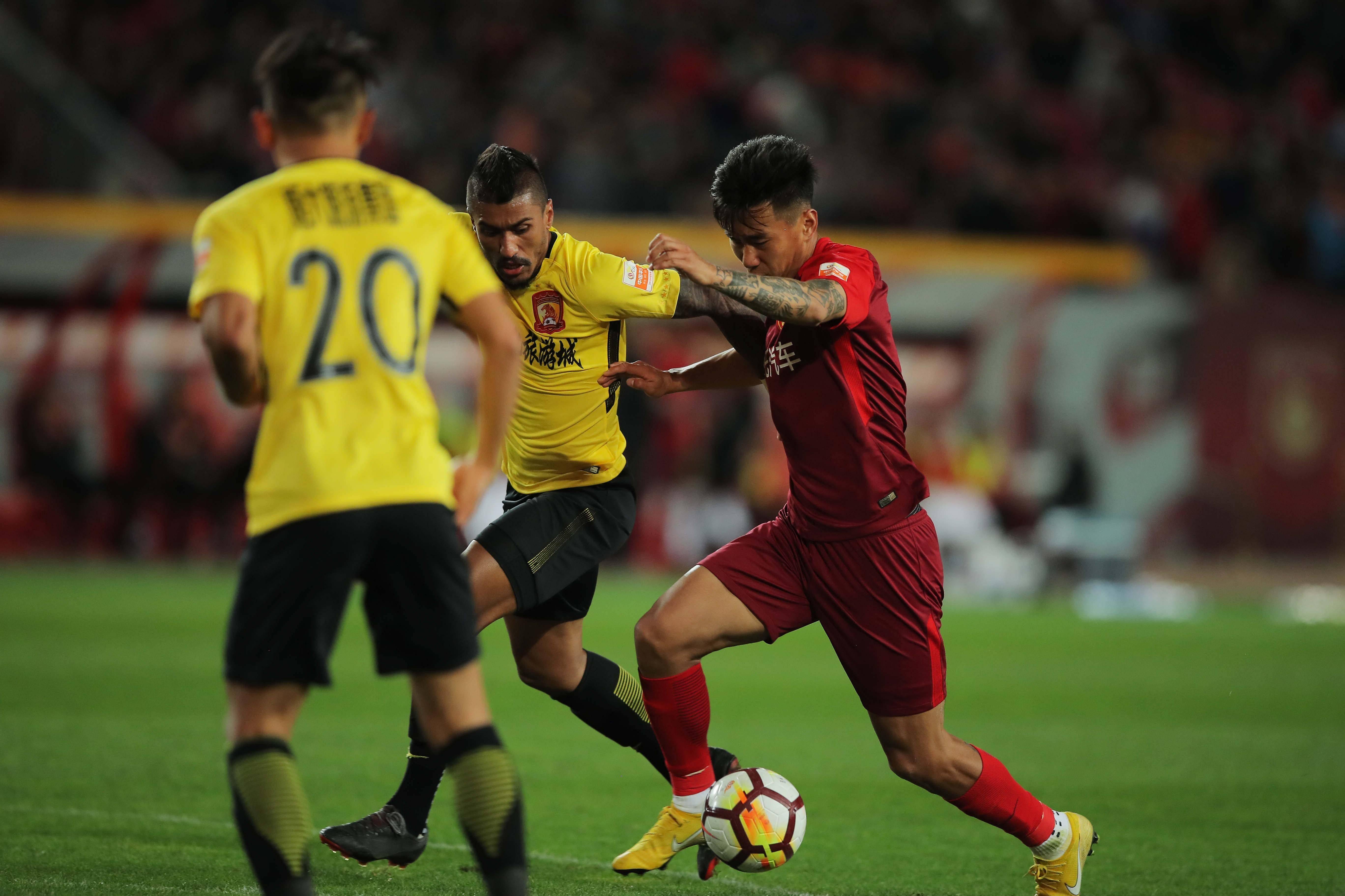 kaiyun-冲刺阶段突围战来临，斯图加特围绕中超豪取连胜，赛场秩序良好，临场指挥获称赞的简单介绍