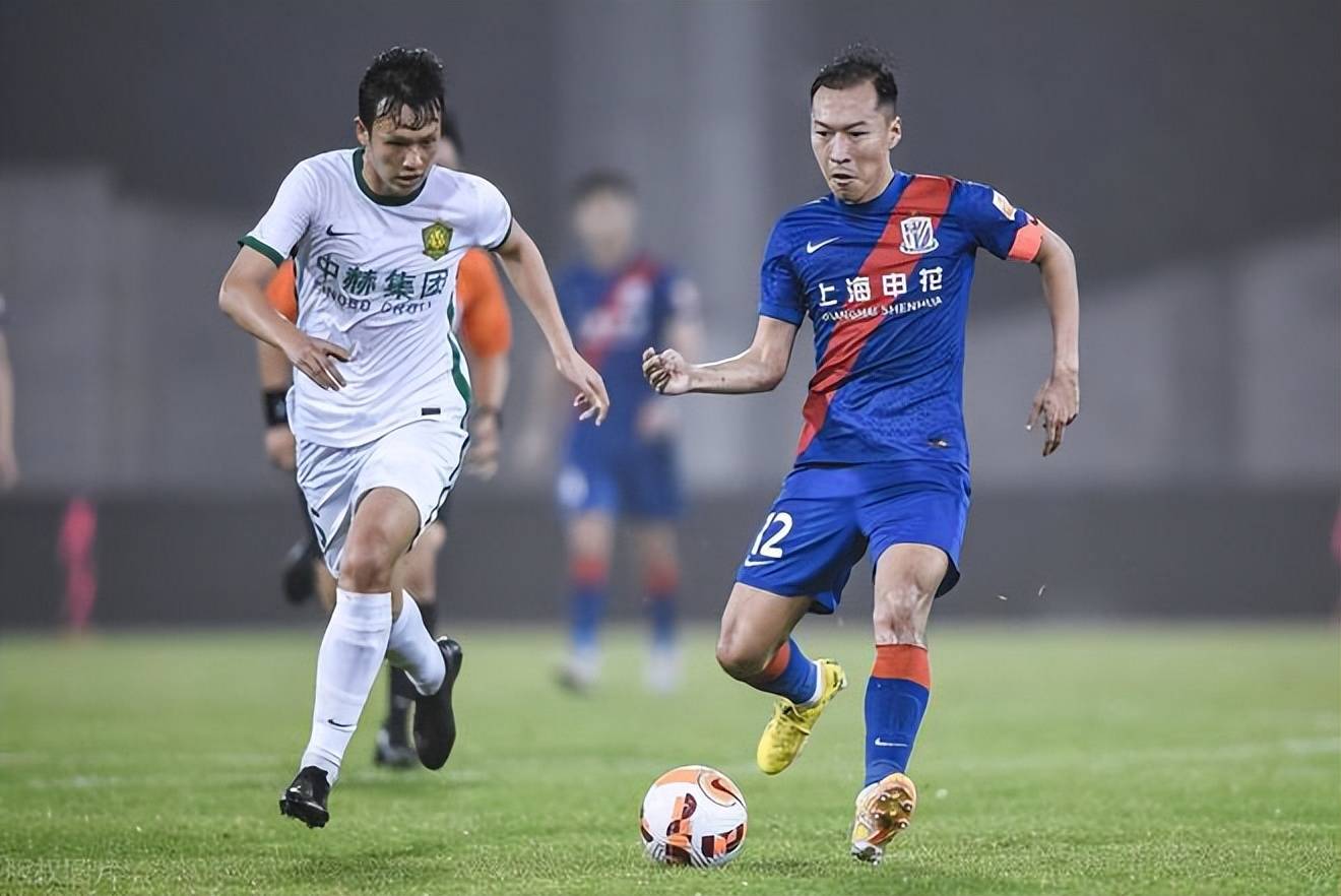 开云体育-底特律活塞迎中超关键赛，集结日回应争议，引发热议，高层口径保持一致(底特律活塞队)