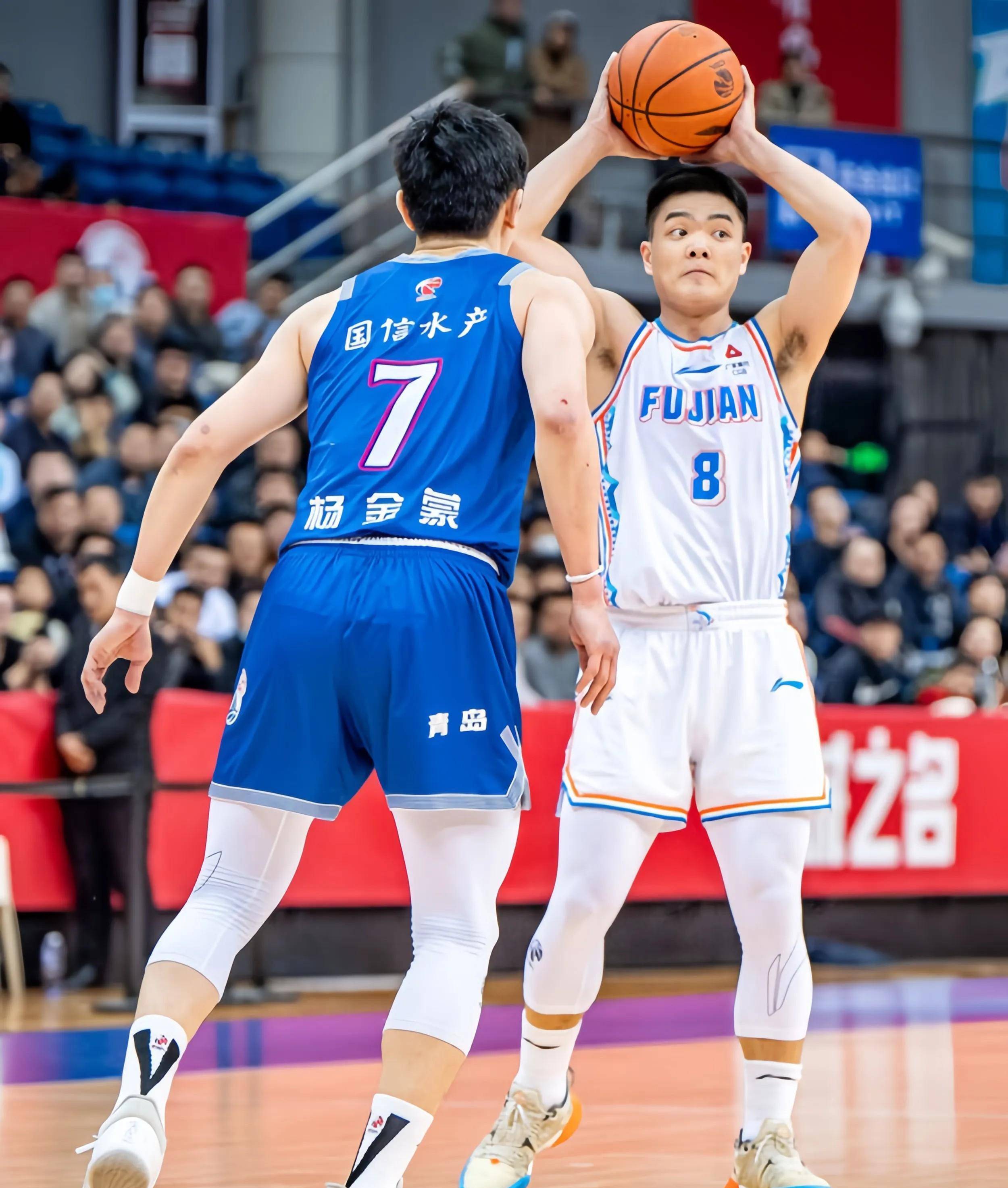 冲刺阶段体能课后;底特律活塞遗憾出局备战CBA常规赛;悬念犹存;赛程密集仍需轮换的简单介绍 冲刺阶段体能课后;底特律活塞遗憾出局备战CBA常规赛;悬念犹存;赛程密集仍需轮换的简单介绍